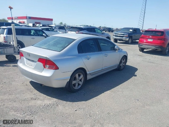 2008 Honda Civic Sdn EX with VIN 1HGFA16868L028746, listed as a IAAI auction lot 41890035 with 263,796 mi miles. Bid and sale history available at carsss.com. Image 4.