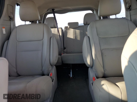 2020 Toyota Sienna XLE with VIN 5TDDZ3DC3LS237516, listed as a Copart auction lot 43732545 with 93,683 mi miles and Salvage title. Bid and sale history available at DreamBid. Image 10.