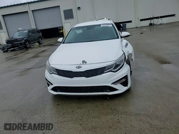 2019 Kia Optima LX with VIN 5XXGT4L3XKG335853, listed as a Copart auction lot 45223815 with 124,204 mi miles and Salvage Title. Bid and sale history available at carsss.com. Image 11.