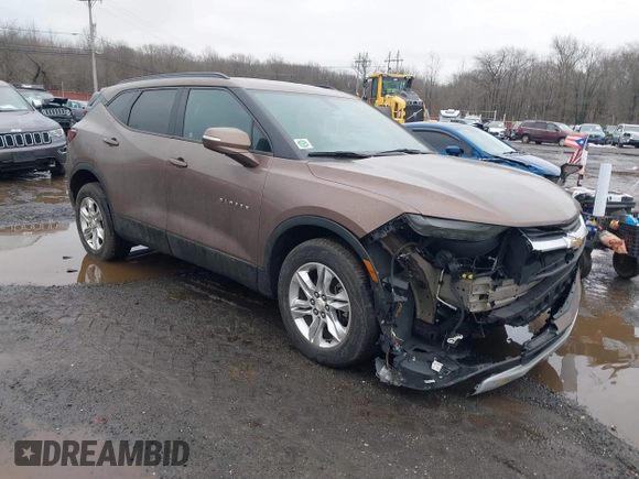 2020 Chevrolet Blazer LT z VIN 3GNKBHRS1LS547370, wystawiony jako IAAI lot #41576255 z przebiegiem 79 254 mil mil oraz . Historia ofert i sprzedaży dostępna na DreamBid. Obrazek 1.