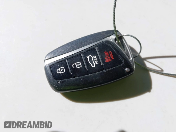 2016 Hyundai Genesis 3.8L z VIN KMHGN4JE6GU138304, wystawiony jako IAAI lot #41667271 z przebiegiem 63 237 mil mil oraz . Historia ofert i sprzedaży dostępna na DreamBid. Obrazek 11.