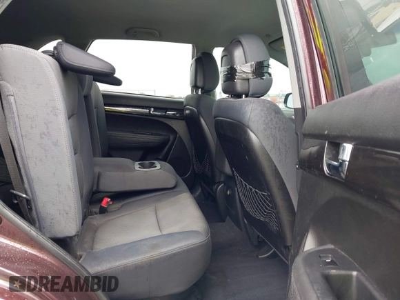 2013 Kia Sorento LX with VIN 5XYKT4A28DG387792, listed as a IAAI auction lot 42650144 with 93,136 mi miles and . Bid and sale history available at DreamBid. Image 8.