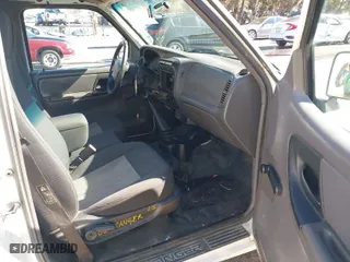 2001 Ford Ranger XL with VIN 1FTYR10U61TA09898, listed as a IAAI auction lot 41750692 with 255288 miles. Bid and sale history available at carsss.com. Image 5.