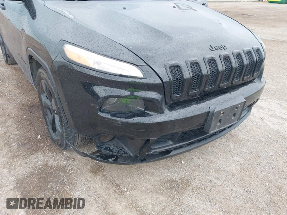 2017 Jeep Cherokee Sport z VIN 1C4PJLAB2HW641124, wystawiony jako IAAI lot #42155679 z przebiegiem 130 556 mil mil oraz . Historia ofert i sprzedaży dostępna na DreamBid. Obrazek 6.