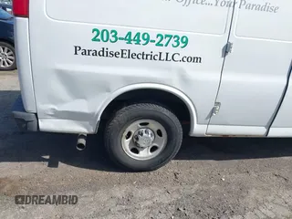 2014 Chevrolet Express Cargo z VIN 1GCWGFFA7E1137334, wystawiony jako IAAI lot #42315556 z przebiegiem 214 615 mil mil oraz . Historia ofert i sprzedaży dostępna na DreamBid. Obrazek 17.