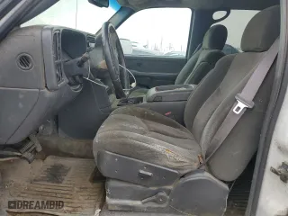 2003 Chevrolet Silverado 2500HD LS with VIN 1GCHK23U83F222021, listed as a Copart auction lot 48815675 with 236,581 mi miles and Clean Title. Bid and sale history available at carsss.com. Image 7.