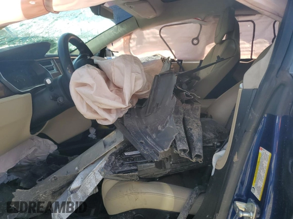 2017 Tesla Model S 100D z VIN 5YJSA1E27HF204491, wystawiony jako Copart lot #55160945 z przebiegiem 57 059 mil mil oraz Szkoda całkowita • Salvage title. Historia ofert i sprzedaży dostępna na DreamBid. Obrazek 7.