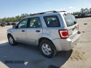 2008 Ford Escape XLS z VIN 1FMCU02ZX8KB15214, wystawiony jako Copart lot #53585195 z przebiegiem 241 310 mil mil oraz Szkoda całkowita • Salvage title. Historia ofert i sprzedaży dostępna na DreamBid. Obrazek 2.
