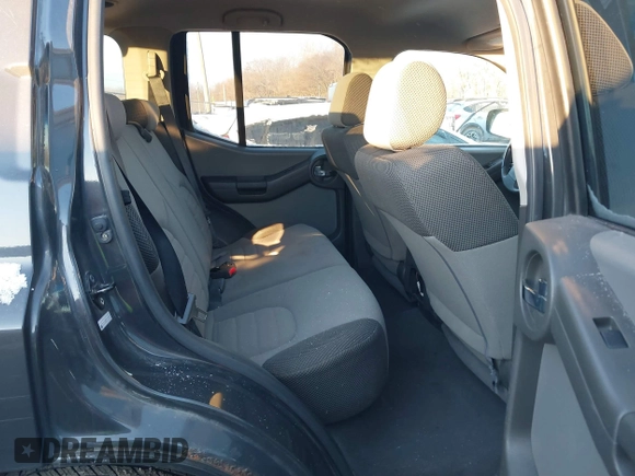 2008 Nissan Xterra S with VIN 5N1AN08W28C525050, listed as a IAAI auction lot 41057268 with 140,734 mi miles. Bid and sale history available at carsss.com. Image 8.