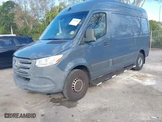 2019 Mercedes-Benz Sprinter Cargo Van with VIN WD4PF0CD9KT004602, listed as a IAAI auction lot 41554305 with NaN miles. Bid and sale history available at carsss.com. Image 18.
