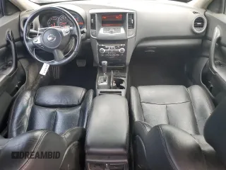 2010 Nissan Maxima SV с VIN 1N4AA5AP6AC848139, выставлен на аукционе Copart как лот 59890785 с пробегом 165 101 миль миль и Списание • Salvage title. История ставок и продаж доступна на DreamBid. Изображение 8.