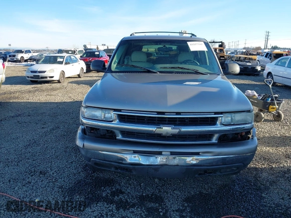 2002 Chevrolet Suburban Z71 with VIN 3GNFK16Z32G173307, listed as a IAAI auction lot 41557165 with 1 mi miles. Bid and sale history available at carsss.com. Image 12.