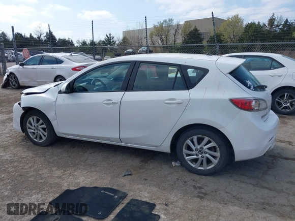 2013 Mazda 3 i Touring with VIN JM1BL1L72D1781733, listed as a IAAI auction lot 41903733 with 138,286 mi miles and . Bid and sale history available at carsss.com. Image 14.