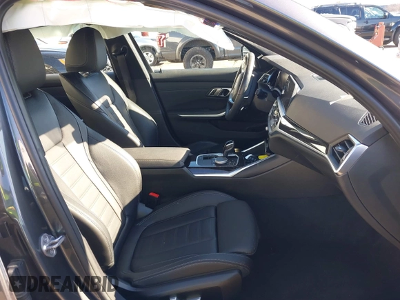 2022 BMW 3 Series 330i xDrive with VIN 3MW5R7J06N8C43146, listed as a IAAI auction lot 41572792 with 6,224 mi miles. Bid and sale history available at carsss.com. Image 5.