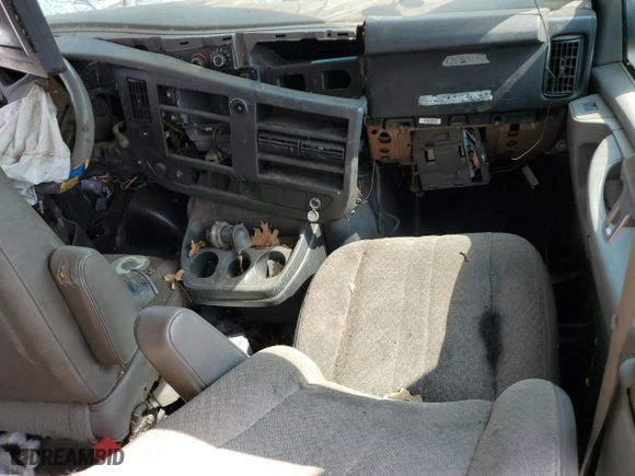 2012 Chevrolet Express Passenger 1LT with VIN 1GNSGCF45C1112461, listed as a Copart auction lot 64808214 with 0 mi miles and Non Repairable. Bid and sale history available at carsss.com. Image 8.