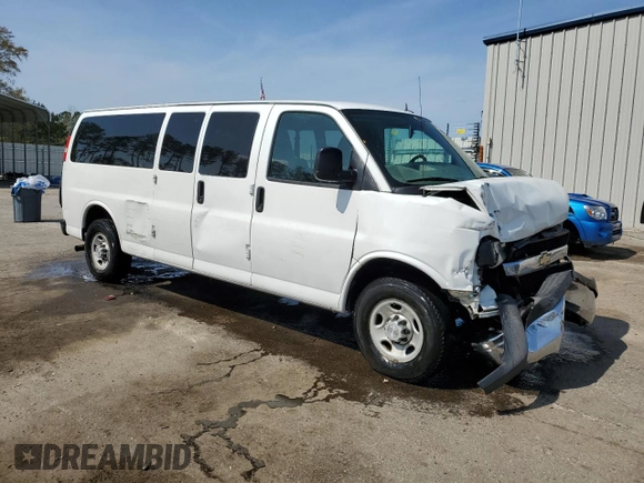 2013 Chevrolet Express Passenger LT with VIN 1GAZG1FG5D1181571, listed as a Copart auction lot 50826845 with 335,540 mi miles and Salvage title. Bid and sale history available at DreamBid. Image 4.