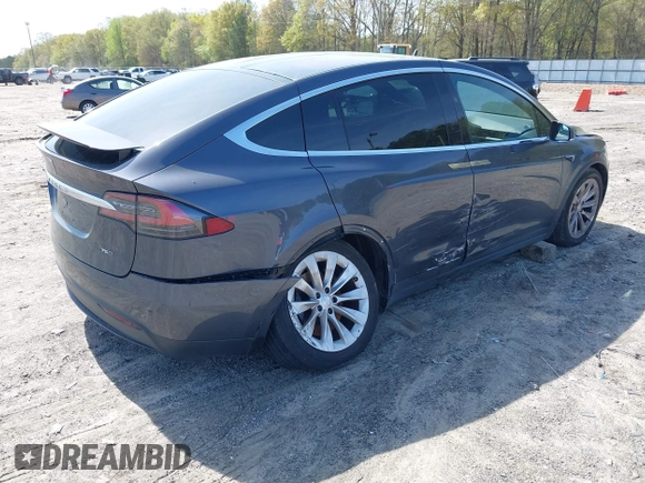 2016 Tesla Model X 70D with VIN 5YJXCAE26GF027267, listed as a IAAI auction lot 41915898 with Not Provided miles and . Bid and sale history available at DreamBid. Image 4.