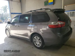 2015 Toyota Sienna XLE z VIN 5TDYK3DC5FS577227, wystawiony jako Copart lot #41766745 z przebiegiem 261 917 mil mil oraz Szkoda całkowita • Salvage title. Historia ofert i sprzedaży dostępna na DreamBid. Obrazek 2.