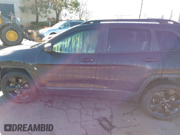 2016 Jeep Cherokee Sport with VIN 1C4PJLAB7GW312465, listed as a IAAI auction lot 41501414 with 133,047 mi miles and . Bid and sale history available at DreamBid. Image 14.
