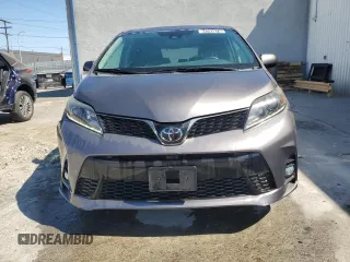 2020 Toyota Sienna SE with VIN 5TDXZ3DC0LS041739, listed as a Copart auction lot 64793874 with 4,776 mi miles and Clean Title. Bid and sale history available at carsss.com. Image 5.