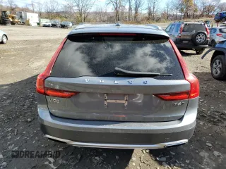 2017 Volvo V90 z VIN YV4A22NL2H1006186, wystawiony jako Copart lot #80231784 z przebiegiem 79 486 mil mil oraz Szkoda całkowita • Salvage title. Historia ofert i sprzedaży dostępna na DreamBid. Obrazek 6.