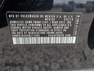 2019 Volkswagen Jetta SEL z VIN 3VWEB7BU8KM217902, wystawiony jako Copart lot #53138135 z przebiegiem 59 985 mil mil oraz Nie do naprawy • Non repairable. Historia ofert i sprzedaży dostępna na DreamBid. Obrazek 12.