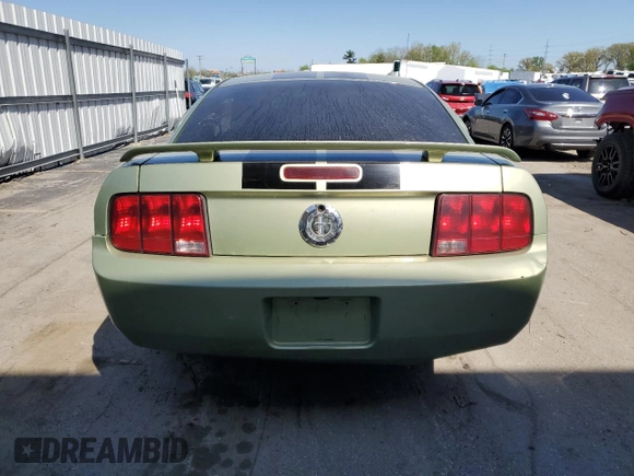 2006 Ford Mustang Standard z VIN 1ZVHT80N665164317, wystawiony jako Copart lot #56353295 z przebiegiem 225 158 mil mil oraz Szkoda całkowita • Salvage title. Historia ofert i sprzedaży dostępna na DreamBid. Obrazek 6.