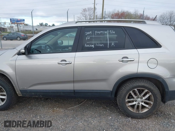 2015 Kia Sorento LX with VIN 5XYKTDA64FG612232, listed as a IAAI auction lot 41894549 with 145,748 mi miles. Bid and sale history available at carsss.com. Image 14.