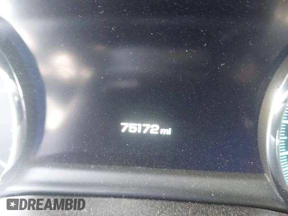 2019 GMC Sierra 2500HD Denali z VIN 1GT12SEY3KF269442, wystawiony jako IAAI lot #42231991 z przebiegiem 75 172 mil mil oraz . Historia ofert i sprzedaży dostępna na DreamBid. Obrazek 16.