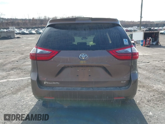 2020 Toyota Sienna XLE Auto Access Seat with VIN 5TDYZ3DCXLS050310, listed as a IAAI auction lot 41469930 with 77,370 mi miles and . Bid and sale history available at DreamBid. Image 16.