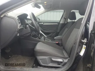 2024 Volkswagen Jetta S with VIN 3VW5M7BU8RM027831, listed as a Copart auction lot 58530865 with 32,283 mi miles and Salvage title. Bid and sale history available at DreamBid. Image 7.