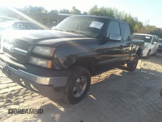 2003 Chevrolet Silverado 1500 LT with VIN 2GCEK19T631184548, listed as a IAAI auction lot 41942827 with 286,843 mi miles. Bid and sale history available at carsss.com. Image 2.