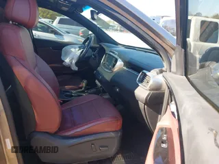 2016 Kia Sorento SXL with VIN 5XYPK4A15GG047407, listed as a IAAI auction lot 41492583 with 176,562 mi miles. Bid and sale history available at carsss.com. Image 5.