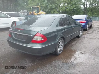 2007 Mercedes-Benz E 350 z VIN WDBUF56X67A997848, wystawiony jako IAAI lot #42318389 z przebiegiem 135 847 mil mil oraz . Historia ofert i sprzedaży dostępna na DreamBid. Obrazek 4.