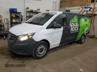 2018 Mercedes-Benz Metris Cargo z VIN WD3PG2EAXJ3484373, wystawiony jako Copart lot #55567015 z przebiegiem 119 445 mil mil oraz Szkoda całkowita • Salvage title. Historia ofert i sprzedaży dostępna na DreamBid. Obrazek 1.