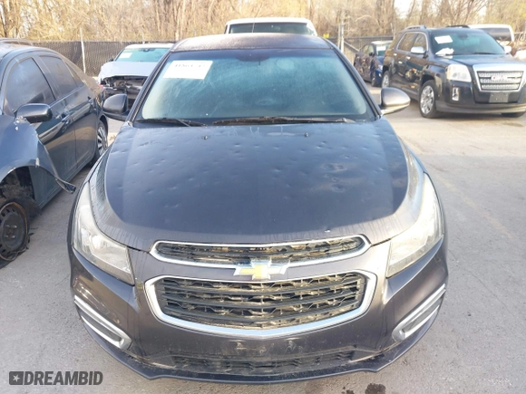 2015 Chevrolet Cruze LT with VIN 1G1PE5SB5F7190947, listed as a IAAI auction lot 41864743 with 175,329 mi miles. Bid and sale history available at carsss.com. Image 6.