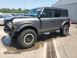 2023 Ford Bronco с VIN 1FMEE5DH2PLB21489, выставлен на аукционе Copart как лот 60690365 с пробегом 14 326 миль миль и Списание • Salvage title. История ставок и продаж доступна на DreamBid. Изображение 1.