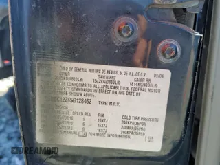 2005 Chevrolet Avalanche LS with VIN 3GNEC12Z65G128462, listed as a Copart auction lot 50082935 with 221,440 mi miles and Salvage title. Bid and sale history available at DreamBid. Image 12.