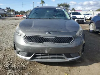 2018 Kia Niro LX with VIN KNDCB3LCXJ5157540, listed as a Copart auction lot 48417735 with 75,093 mi miles and Salvage Title. Bid and sale history available at carsss.com. Image 5.
