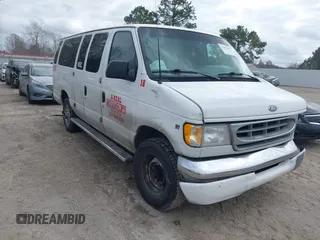 2002 Ford Econoline Passenger XL с VIN 1FBSS31LX2HB63132, выставлен на аукционе IAAI как лот 41475905 с пробегом 350 518 миль миль и . История ставок и продаж доступна на DreamBid. Изображение 1.