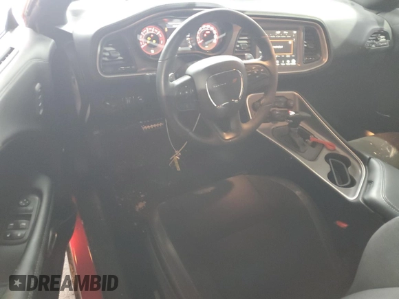 2022 Dodge Challenger R/T Scat Pack z VIN 2C3CDZFJ2NH200245, wystawiony jako Copart lot #51893385 z przebiegiem 3 407 mil mil oraz Szkoda całkowita • Salvage title. Historia ofert i sprzedaży dostępna na DreamBid. Obrazek 8.