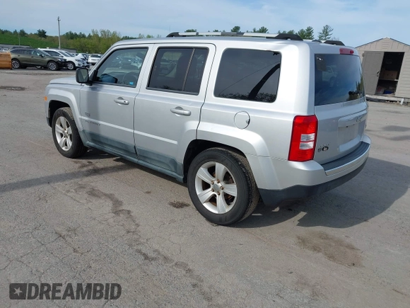 2011 Jeep Patriot Latitude X with VIN 1J4NF4GB6BD202592, listed as a IAAI auction lot 42228199 with 124,484 mi miles and . Bid and sale history available at DreamBid. Image 3.