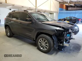 2022 Jeep Cherokee Latitude Lux z VIN 1C4PJMMX0ND502033, wystawiony jako Copart lot #59656985 z przebiegiem 21 055 mil mil oraz Szkoda całkowita • Salvage title. Historia ofert i sprzedaży dostępna na DreamBid. Obrazek 4.