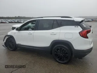 2020 GMC Terrain SLE with VIN 3GKALTEV5LL102147, listed as a Copart auction lot 47030235 with 41,235 mi miles and Salvage Title. Bid and sale history available at carsss.com. Image 2.