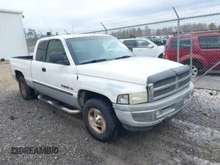 2000 Dodge 1500 with VIN 3B7HC13Z8YM207318, listed as a IAAI auction lot 41417475 with 232,453 mi miles and . Bid and sale history available at DreamBid. Image 1.