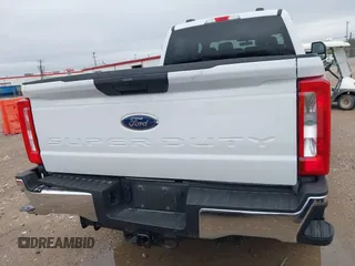 2024 Ford Super Duty F-250 SRW XL with VIN 1FT7W2BT6RED57554, listed as a IAAI auction lot 41546492 with 20,731 mi miles. Bid and sale history available at carsss.com. Image 16.