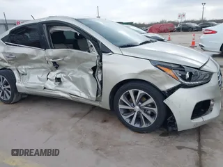 2019 Hyundai Accent Limited with VIN 3KPC34A3XKE046370, listed as a IAAI auction lot 41612539 with 71,270 mi miles. Bid and sale history available at carsss.com. Image 6.