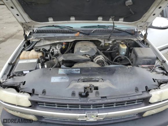 2002 Chevrolet Silverado 1500 LS with VIN 1GCEC14V02Z217975, listed as a Copart auction lot 43247135 with 205,623 mi miles and Salvage Title. Bid and sale history available at carsss.com. Image 11.