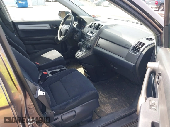2011 Honda CR-V SE with VIN 5J6RE4H47BL021981, listed as a IAAI auction lot 42193110 with 192,863 mi miles and . Bid and sale history available at DreamBid. Image 5.
