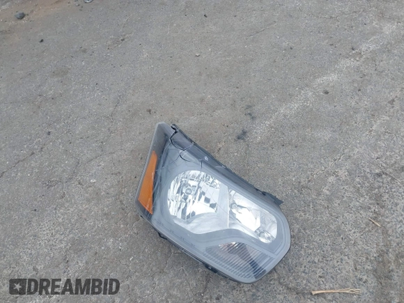 2023 Ford Transit с VIN 1FTYE2Y81PKA15972, выставлен на аукционе IAAI как лот 42692830 с пробегом 51 232 миль миль и . История ставок и продаж доступна на DreamBid. Изображение 12.